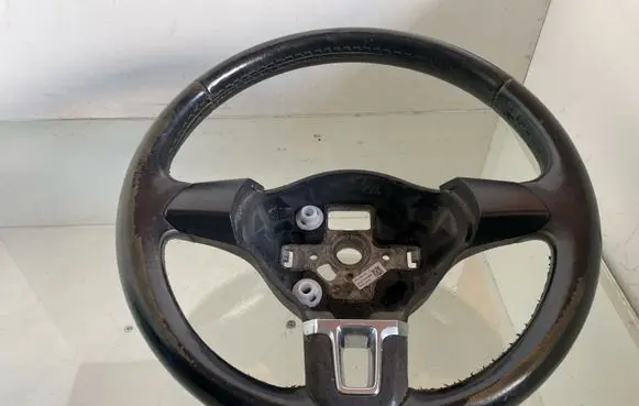 Volkswagen Touran II Steering wheel 5K0419091J 61971000B