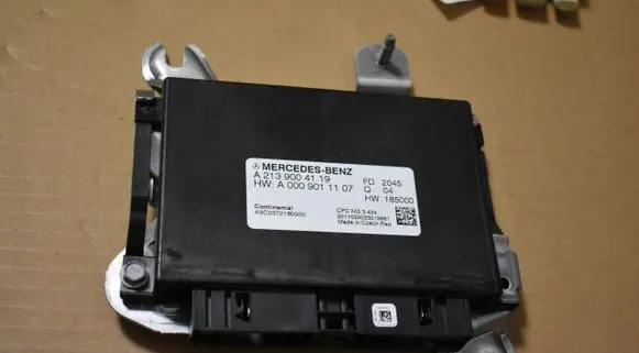 Mercedes-Benz GLE W167 Trunk lid opening control unit A2139004119555525