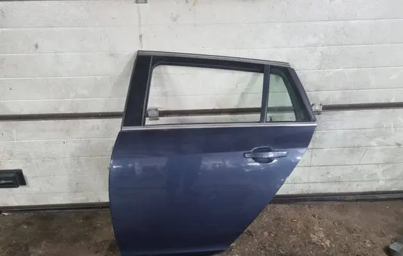 Opel Insignia A Rear door