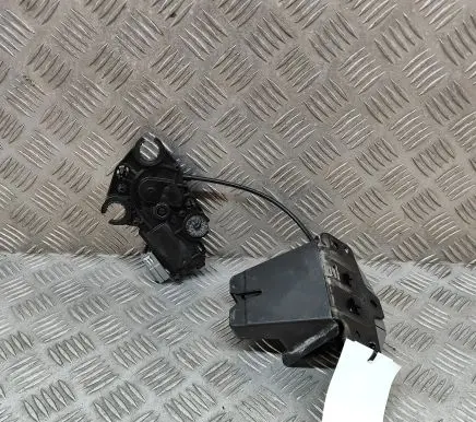 Volvo S90, V90 Tailgate/trunk/boot lock/catch/latch 31349975