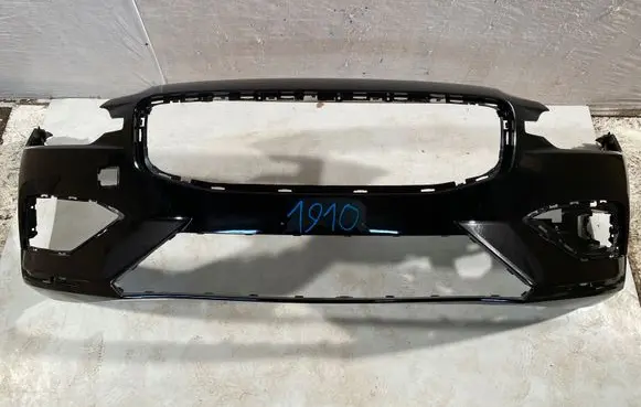 Volvo V60 Front bumper 31690589