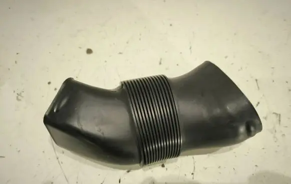 Volkswagen Phaeton Air intake duct part 3D0129617AH