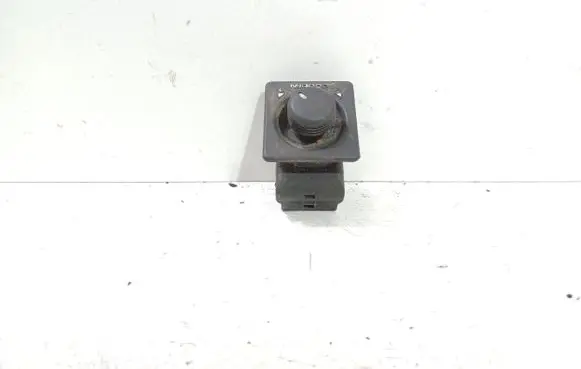 Land Rover Freelander Wing mirror switch AMR2498