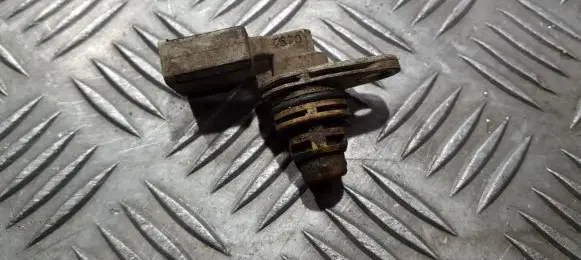 Volkswagen Polo Camshaft position sensor 030907601d