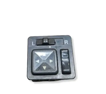 Mitsubishi Pajero Wing mirror switch 204163995