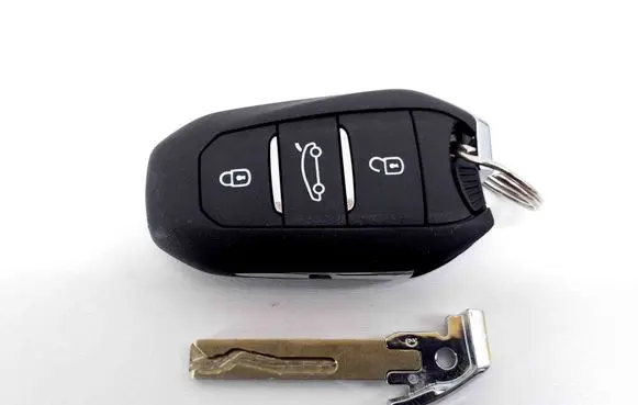 Ignition key/card
