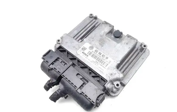 Volkswagen Golf V Engine control unit/module 03G906021PP 0281014063