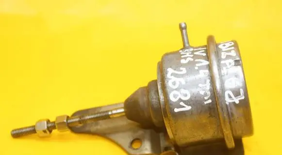 Seat Ibiza IV (6J,6P) Valve vacuum 2681