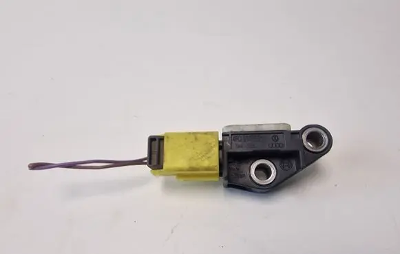 Audi A6 S6 C6 4F Airbag deployment crash/impact sensor 4F0959651
