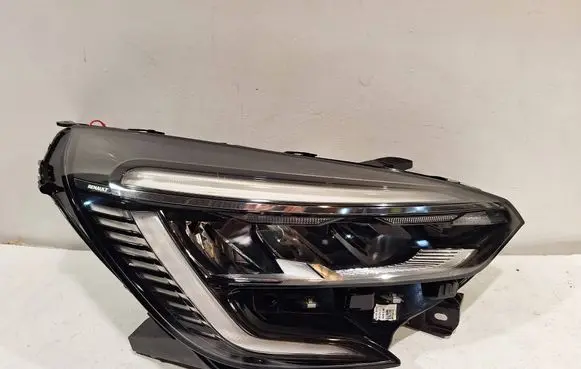 Renault Clio V Headlight/headlamp 260102407R