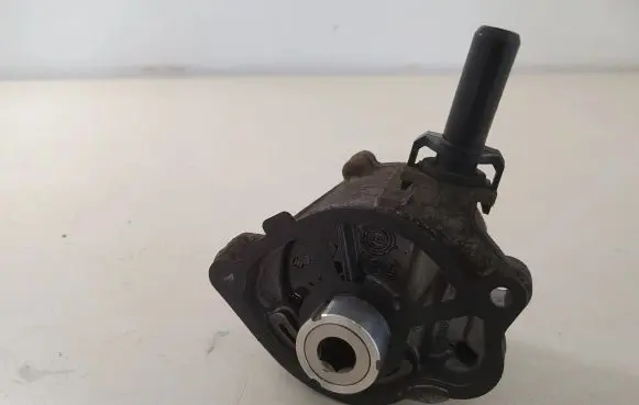 Vacuum pump