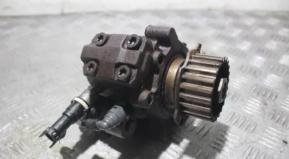 Fuel injection high pressure pump