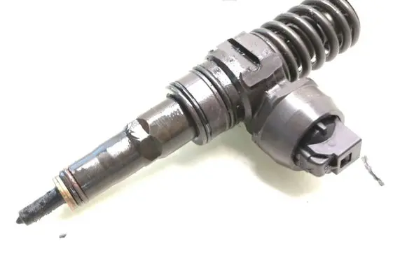 Seat Ibiza III (6L) Fuel injector 038130073AG 0414720215