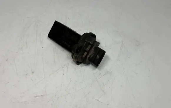 BMW 7 F01 F02 F03 F04 Mass air flow meter 7566990 13627566990 0280218270