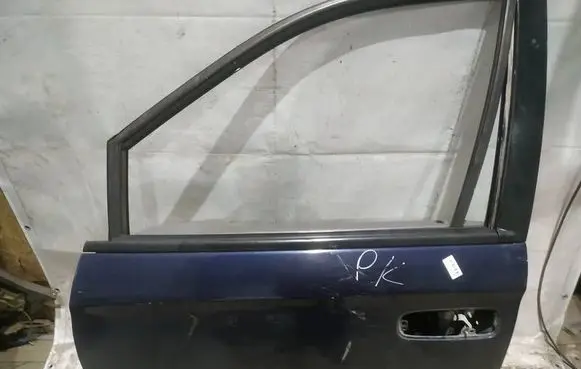 Chrysler Voyager Front door MELYNOS