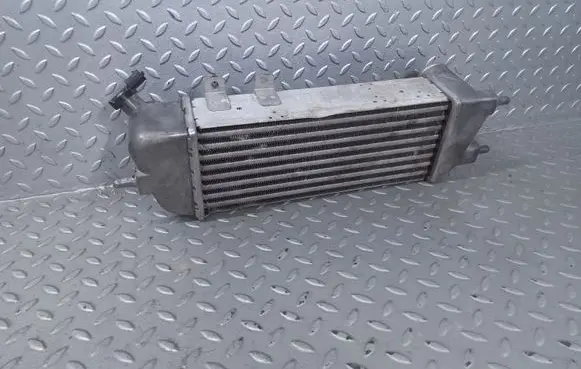 KIA Ceed Intercooler radiator 282712A610