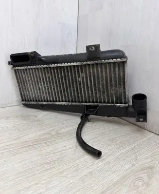 Peugeot 405 Intercooler radiator 53077320