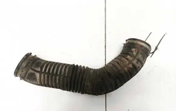 Renault Master III Air intake hose/pipe