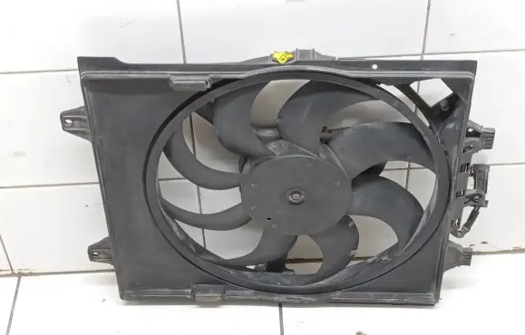 Fiat 500 Electric radiator cooling fan M11002500 879700000 5yy0535