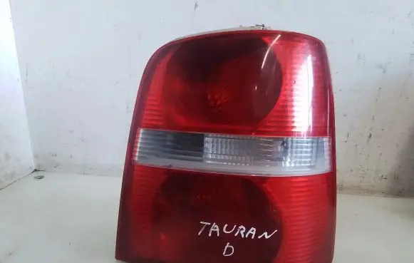 Volkswagen Touran I Rear/tail lights