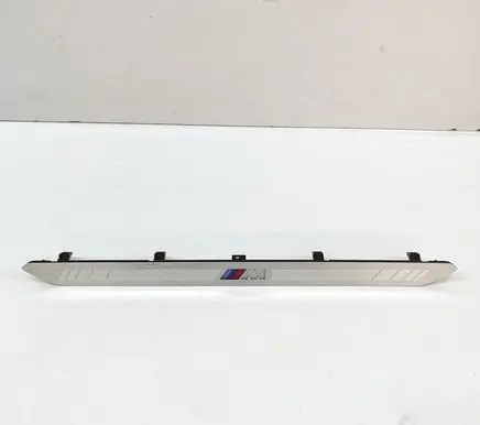 BMW X7 G07 Front sill trim cover 8069271