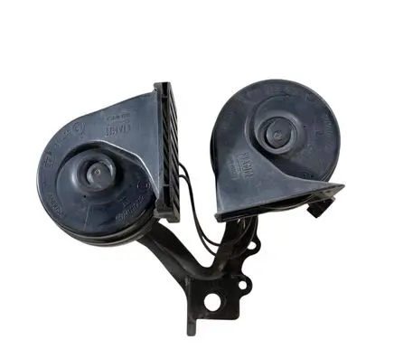 Chrysler Pacifica Horn signal 68225104AB 007042