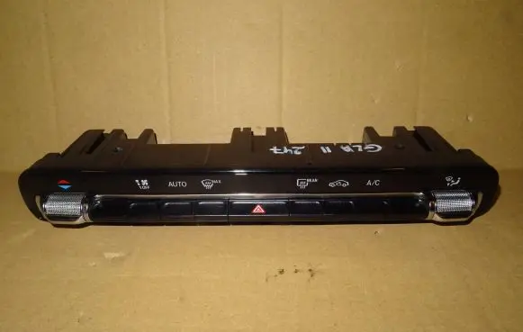 Mercedes-Benz GLA H247 Climate control unit A2479056503