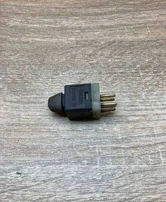 Volvo S40, V40 Wing mirror switch 30823404 03830136
