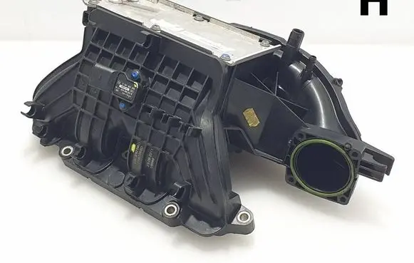 Volkswagen PASSAT B7 Intake manifold 03f145749c 03C129711AD 23092011