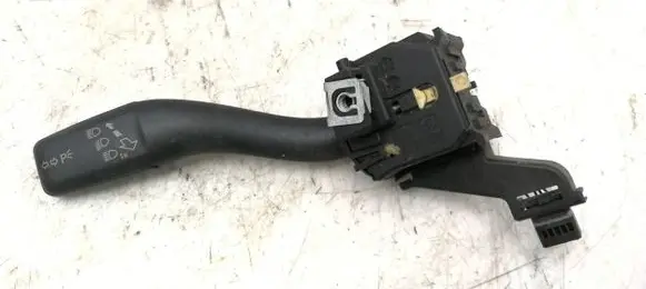 Audi A3 S3 8P Indicator stalk 8P0953513C 10003999