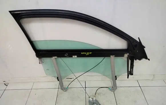 Audi A3 S3 8P Front door window regulator with motor 