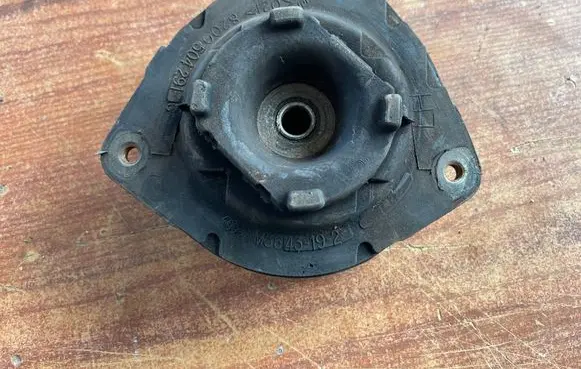 Renault Grand Modus Front upper strut mount 8200504291C