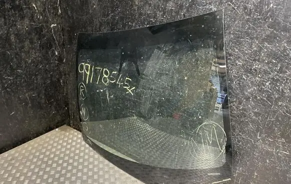 Tesla Model Y Front windscreen/windshield window