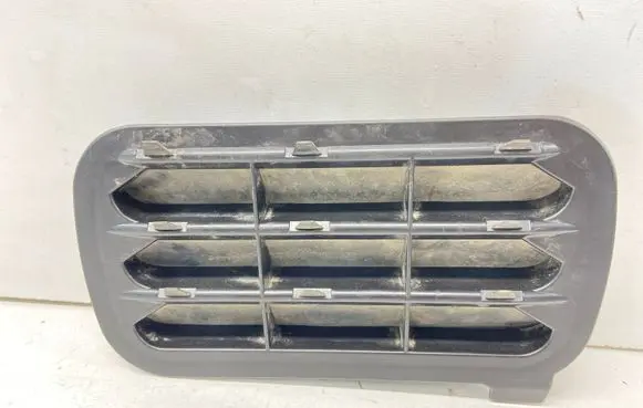 Mercedes-Benz E W124 Quarter panel pressure vent A1248370230 1248370230 A1248370242