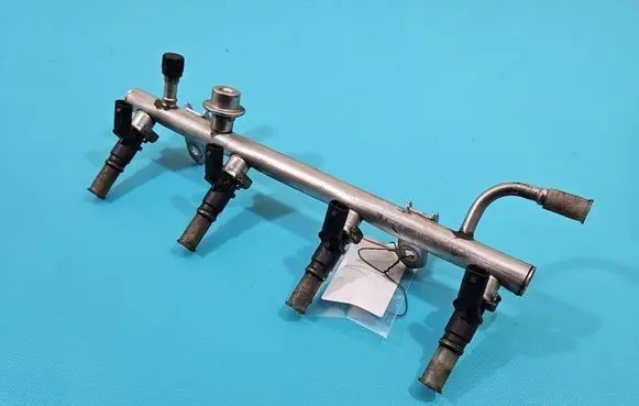 Fuel injector