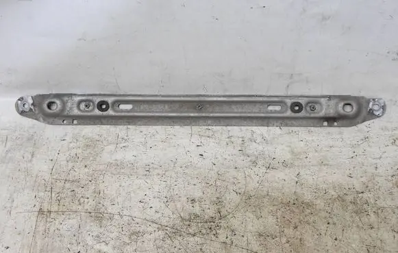 Citroen DS4 Radiator mount bracket 