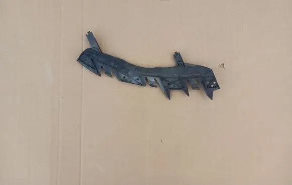 Saab 9-3 Ver2 Headlight/headlamp mounting bracket 12786311