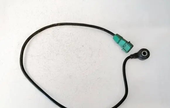 Volkswagen PASSAT B5 Detonation knock sensor 