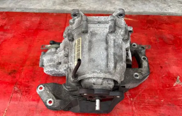 BMW 5 F10 F11 Gearbox transfer box case 7505374