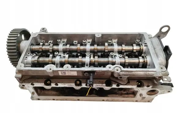 Skoda Superb B8 (3V) Engine head 04L103064E