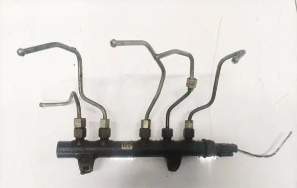 Peugeot 3008 I Fuel main line pipe 968475308002 9684753080-02