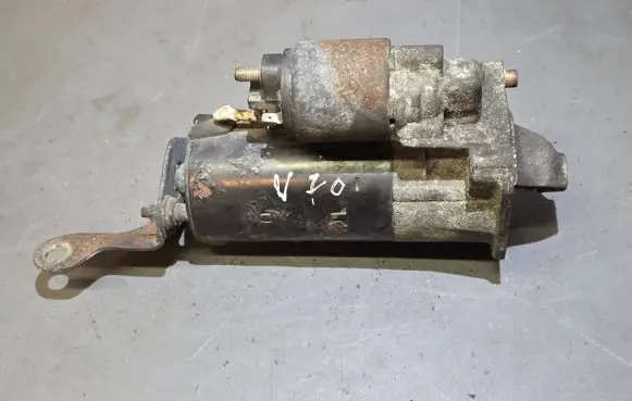 Volvo V70 Starter motor 