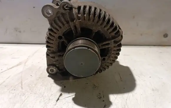 Volkswagen Caddy Generator/alternator 021003026L
