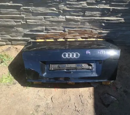 Audi A4 S4 B7 8E 8H Tailgate/trunk/boot lid