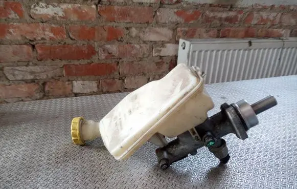 Citroen C3 Master brake cylinder 32067093