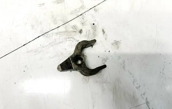 BMW 5 GT F07 Fuel Injector clamp holder
