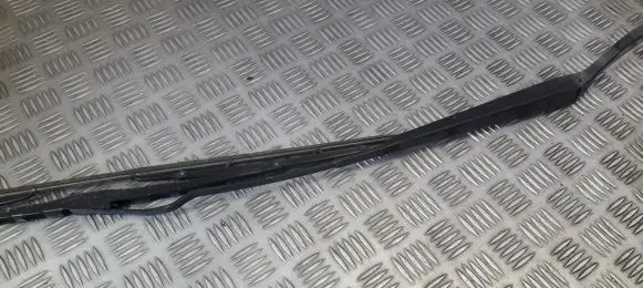 Chrysler Voyager Front wiper blade arm 4717364l