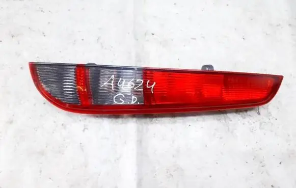 Ford Focus Rear/tail lights 4m5113n004c 4m51-13n004-c