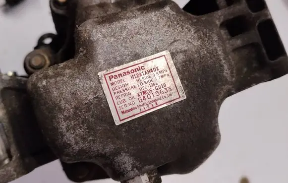 Mazda 3 I Air conditioning (A/C) compressor (pump) H12A1AH4DX HFC134A G4015633