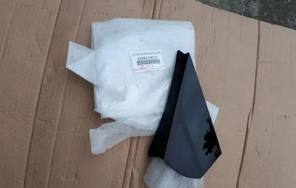 Toyota C-HR I Other exterior part 62581F4010